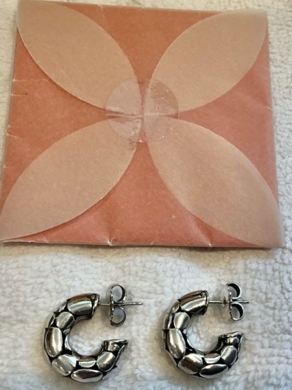 Authentic John Hardy Kali  Pebble Earrings 925 Sterling Silver Hoop - Picture 6 of 7